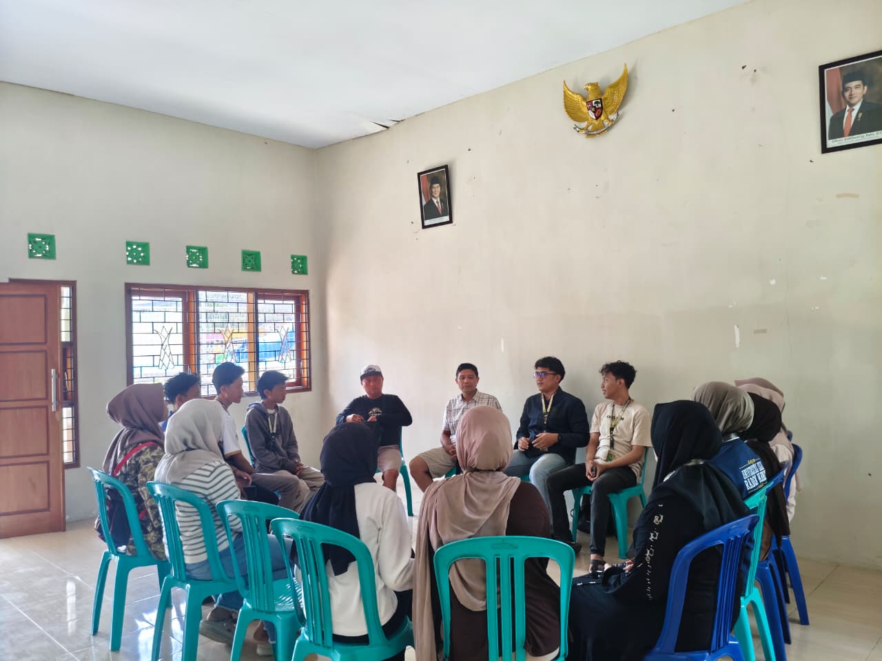 Inovasi Desa: KKNT Unira Malang Gandeng BUMDes untuk Jadikan Wisata Nanas Palaan Ngajum sebagai Atraksi Unggulan